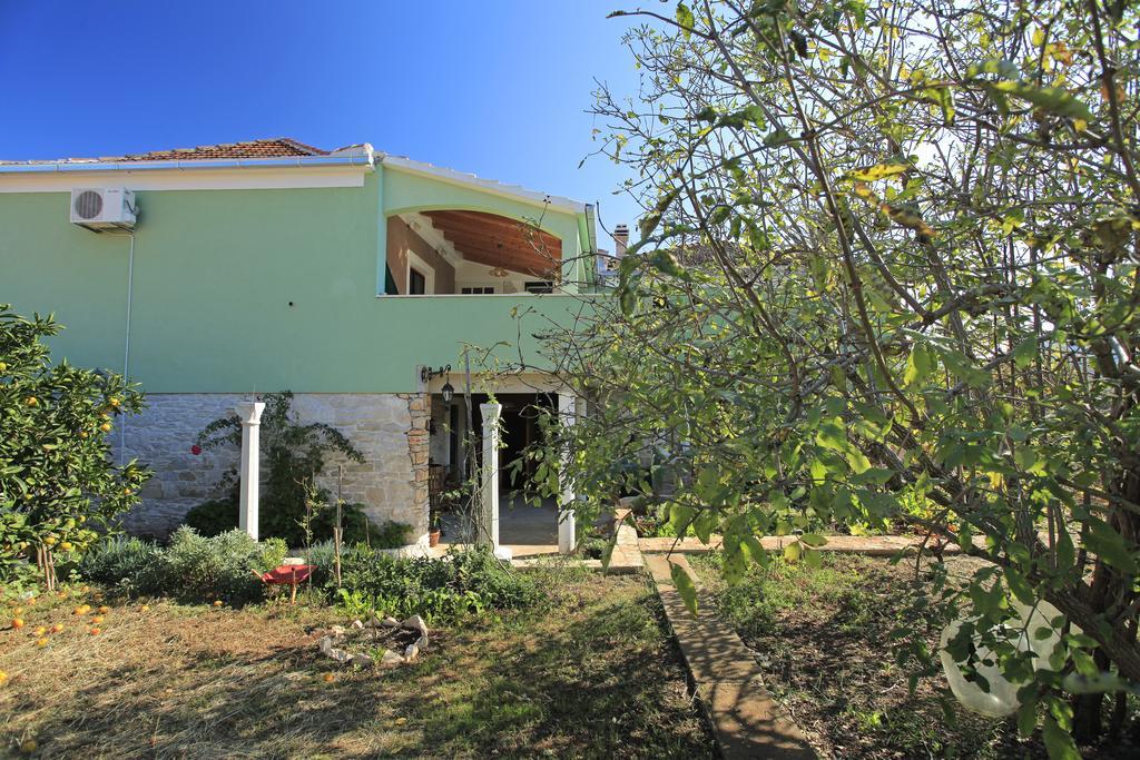 Holiday Home Paric Vela Luka Εξωτερικό φωτογραφία